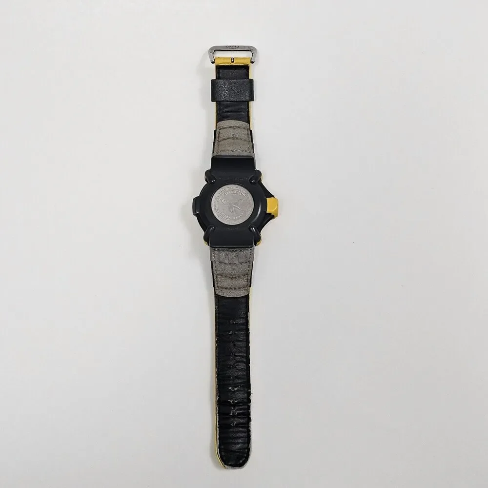 CASIO‎ G-SHOCK RISEMAN DW-9100 Yellow Digital Watch Y2K Vintage Model